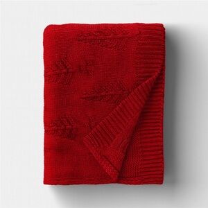 THRESHOLD NEW tree knit throw blanket -red